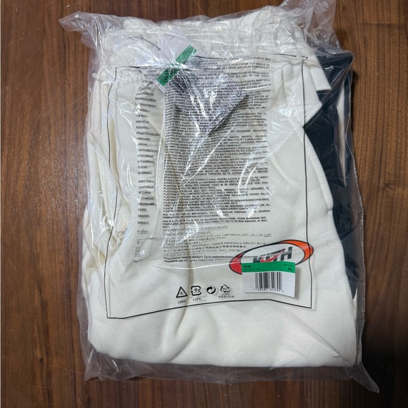 Kith Kids for Nike Sweatpant in “Sail” (Cream) Sweatpants Youth Size XL Fw25 - Picture 6 of 7